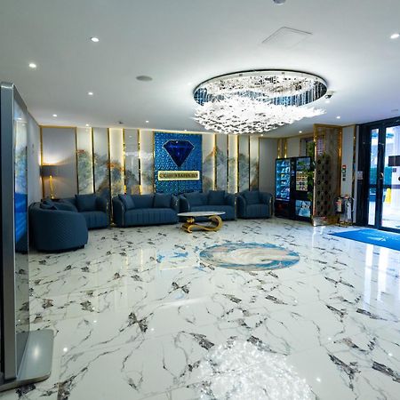 Grand Sapphire Hotel&Banqueting Croydon Eksteriør billede