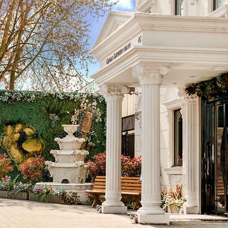 Grand Sapphire Hotel&Banqueting Croydon Eksteriør billede