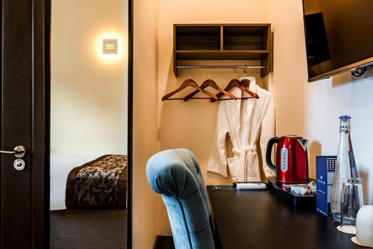 Grand Sapphire Hotel&Banqueting Croydon Eksteriør billede