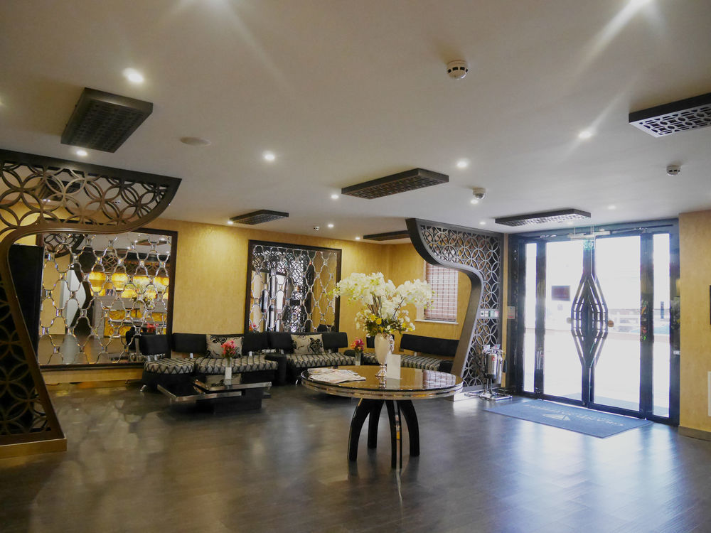 Grand Sapphire Hotel&Banqueting Croydon Eksteriør billede