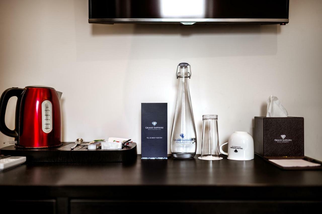 Grand Sapphire Hotel&Banqueting Croydon Eksteriør billede