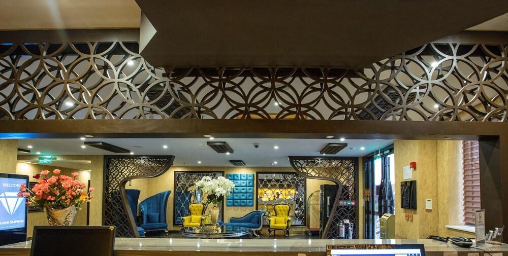 Grand Sapphire Hotel&Banqueting Croydon Eksteriør billede