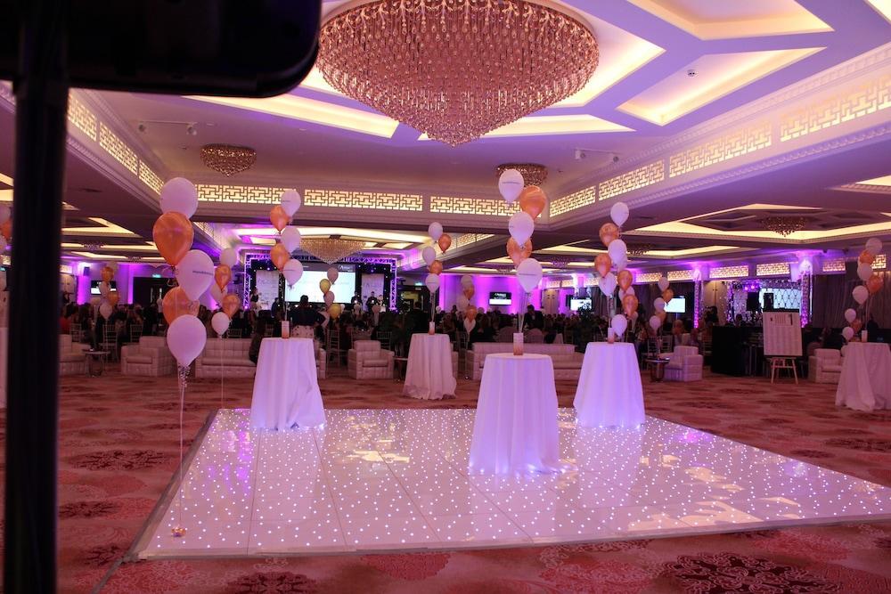 Grand Sapphire Hotel&Banqueting Croydon Eksteriør billede
